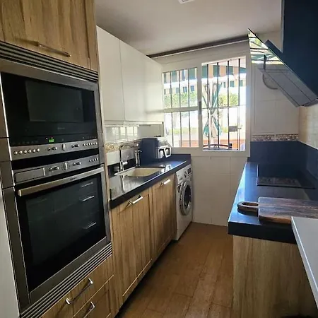 Apartamento Con Piscina Cerca De La Playa Apartment